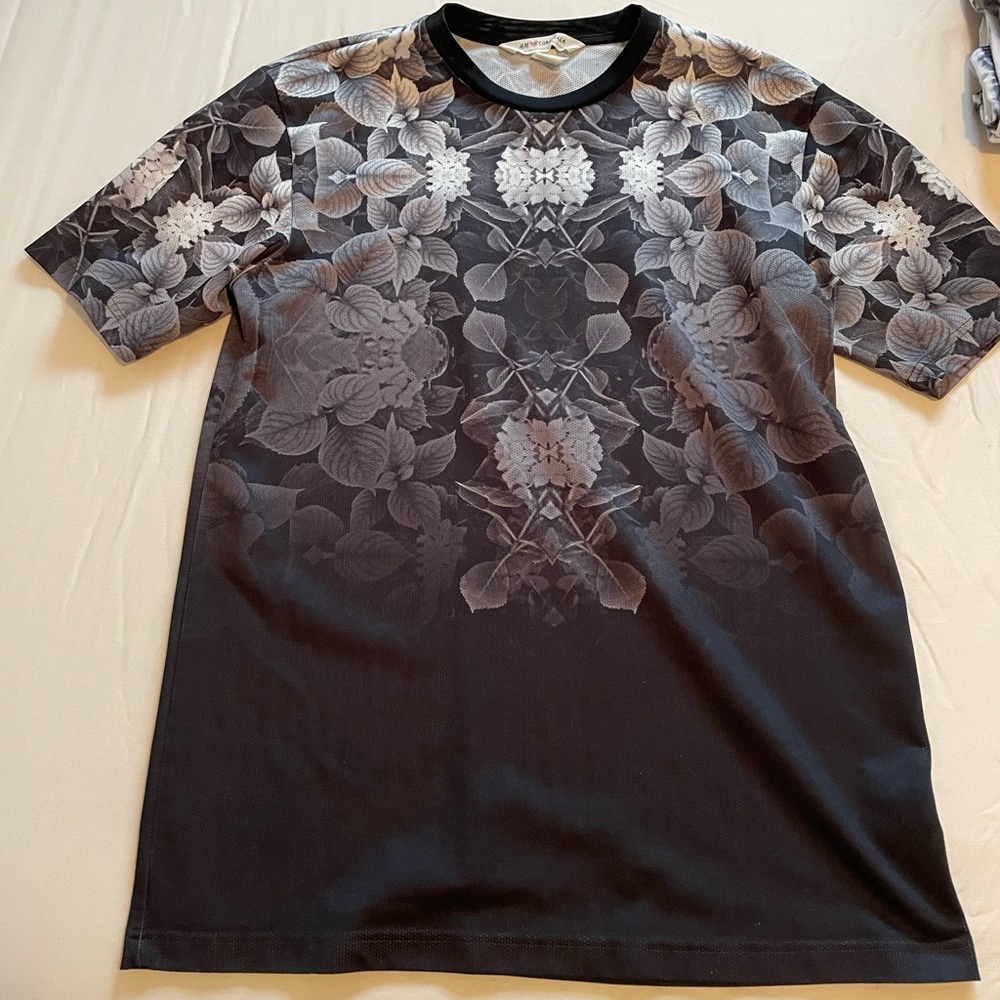 H&M coachella jersey style shirt
